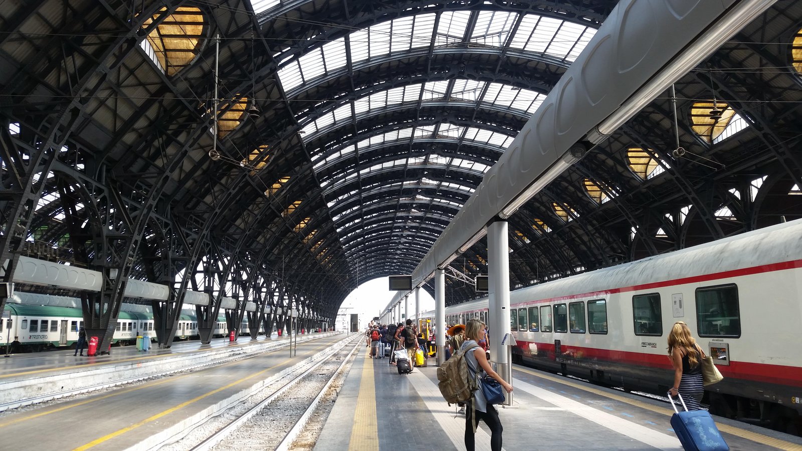 Milan train station is part of the 5 useful tips for traveling in Italy. ouritalianjourney.com