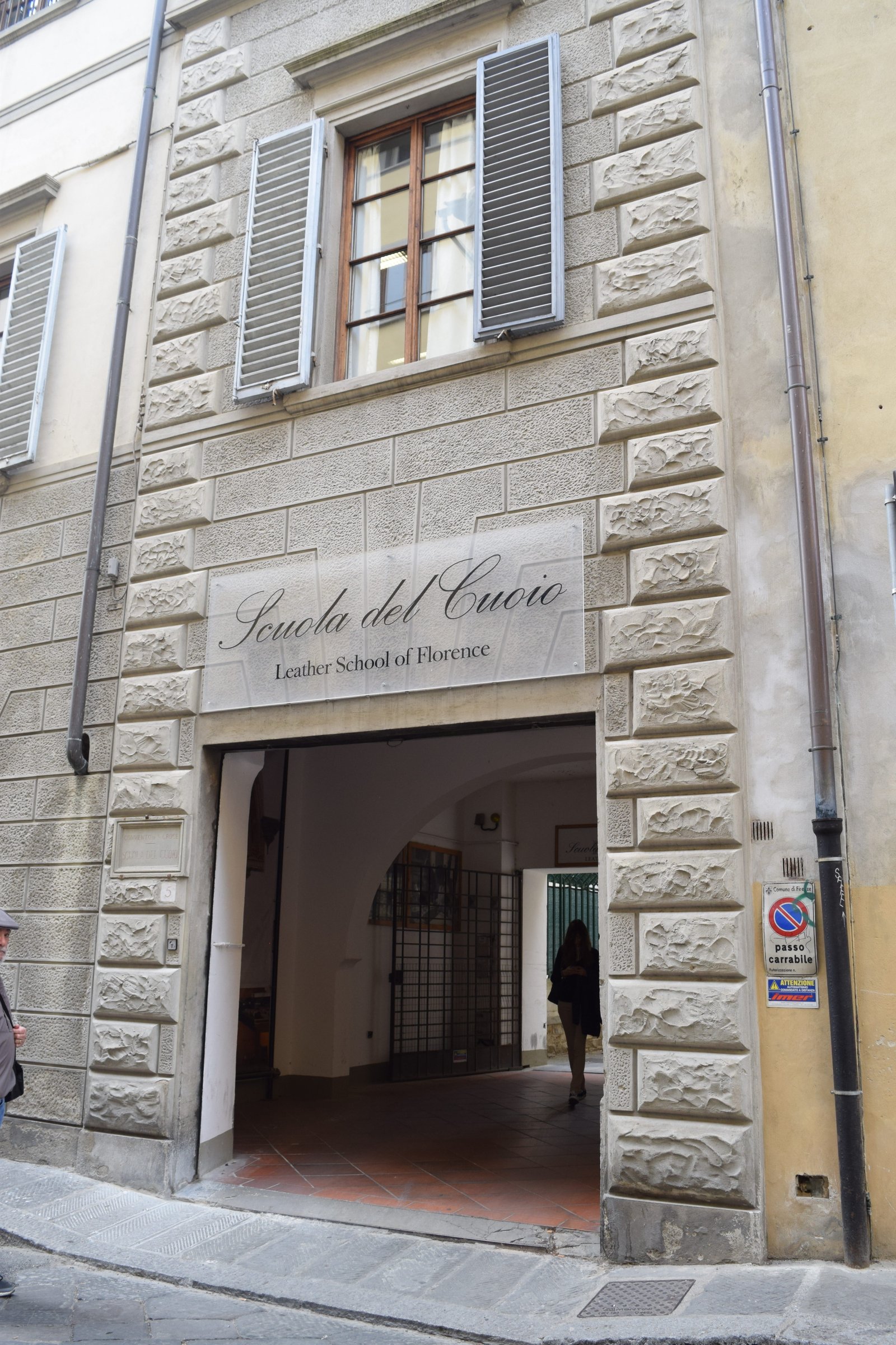 Not To Be Missed: Cuola del Cuoio (Leather School) in Florence