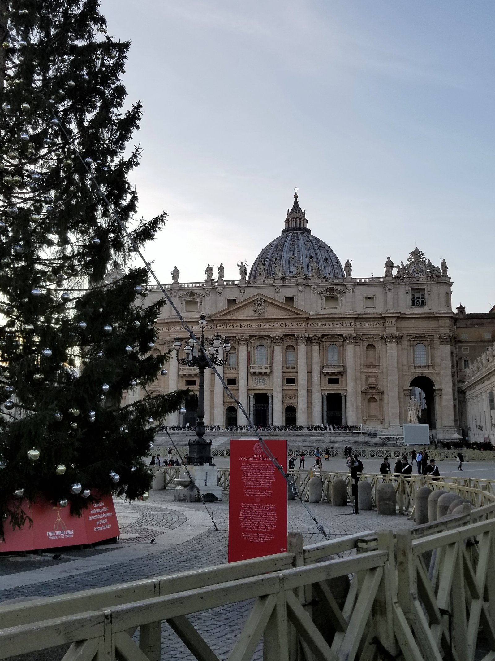 Christmas in Rome at the Vatican - ouritalianjourney.com