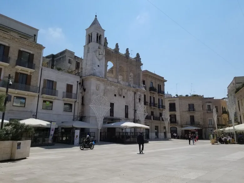 Bari, Charming Seaport Town, ouritalianjourney.com