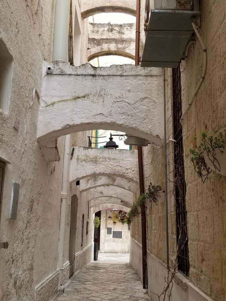 the charming streets of Monopoli