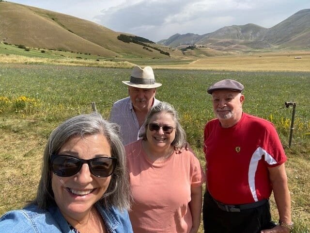 Friends enjoying the day in Castelluccio di Norcia- ouritalianjourney.com