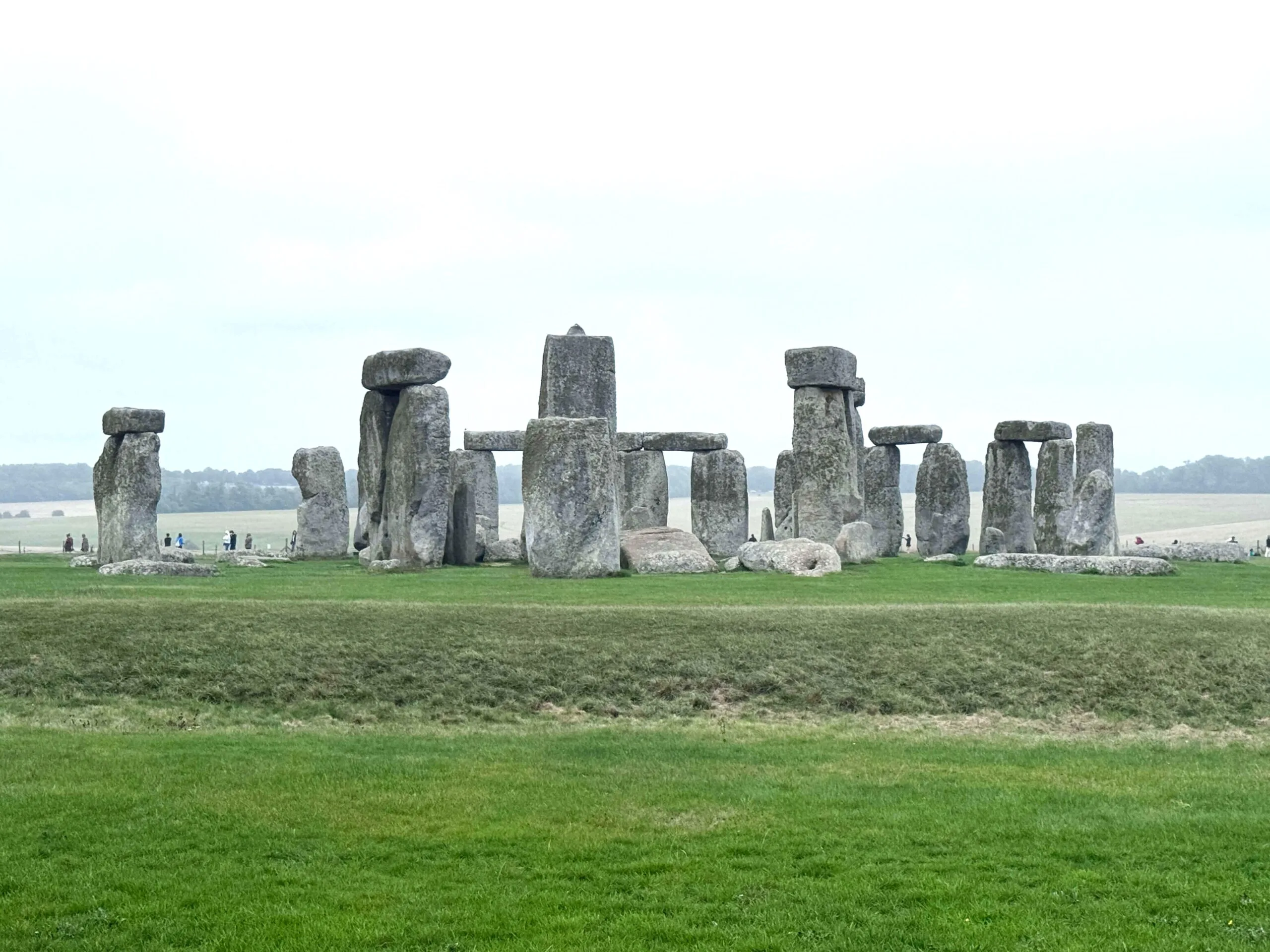 Our first trip to the UK - Stonehenge - ouritalianjourney.com